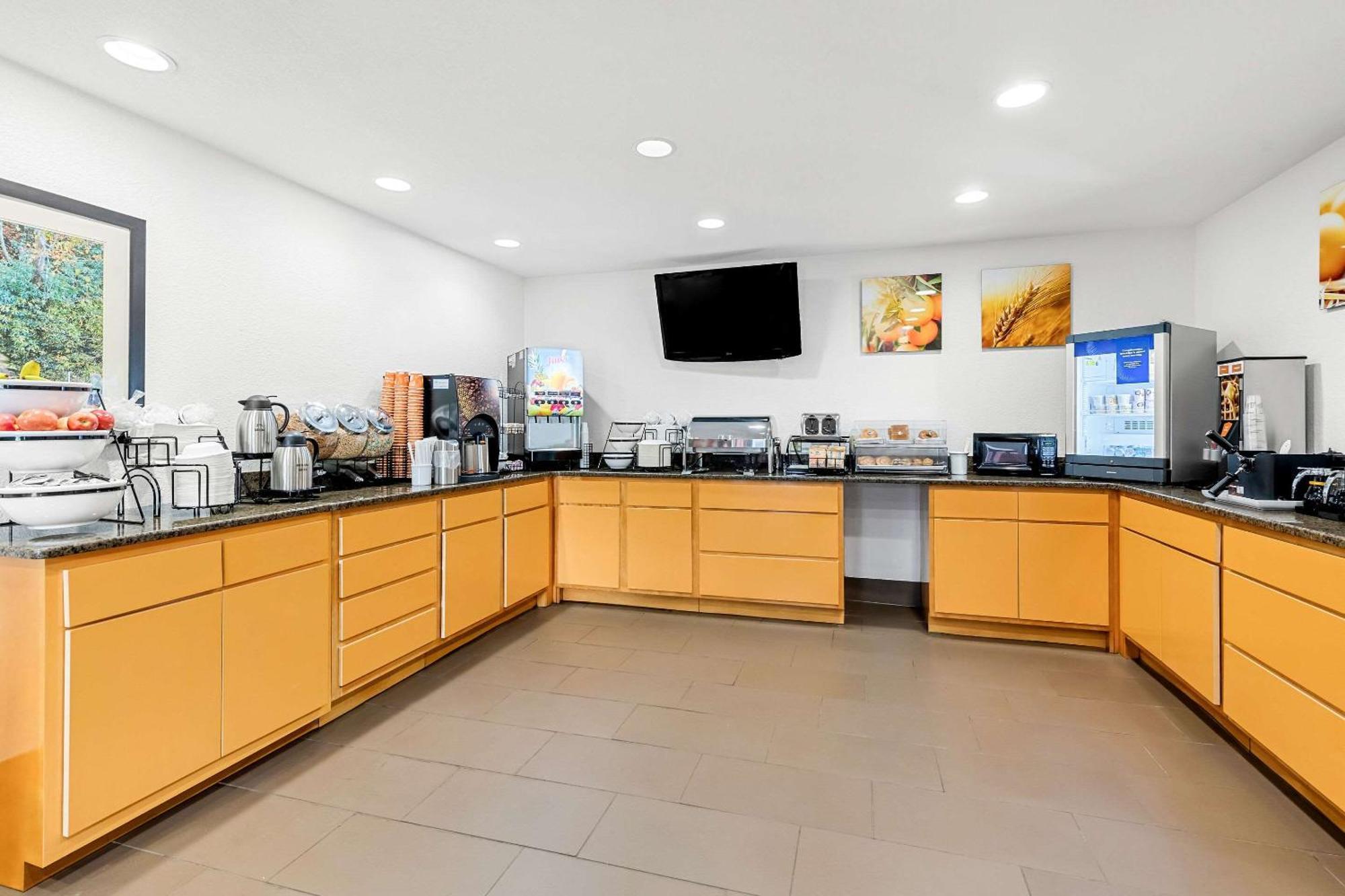 Comfort Inn Near Great Smoky Mountain National Park Маґґі-Валлі Екстер'єр фото