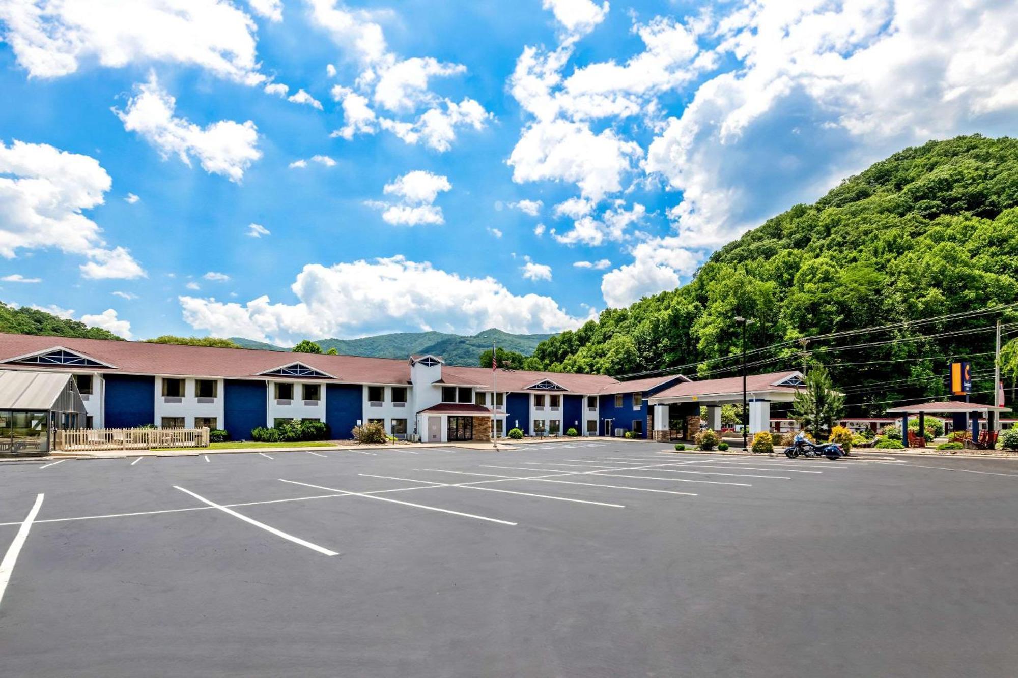 Comfort Inn Near Great Smoky Mountain National Park Маґґі-Валлі Екстер'єр фото